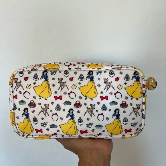 Stoney Clover Lane Disney Snow White Small Pouch NWOT - Picture 2 of 5